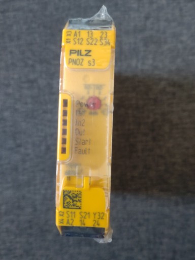 Zdjęcie oferty: Przekaźnik bezpieczeństwa PNOZ s3 24V NowyDC 2 N/O 750103, 1-W0PAB