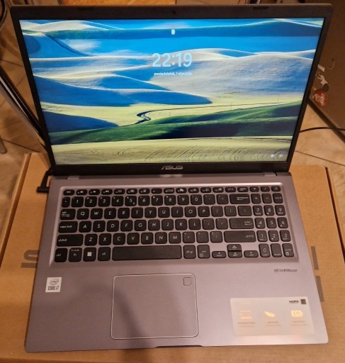 Zdjęcie oferty: Laptop Asus X515J 15,6 " Intel Core i7 16GB/512 GB