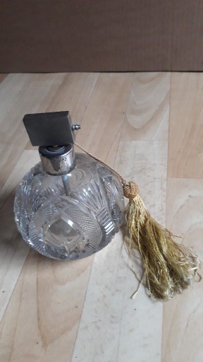 Zdjęcie oferty: Kryształowy flakon męski na perfumy.Antyk 