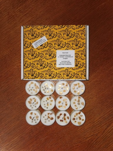 Zdjęcie oferty: Tealight Podgrzewacz z Wosk Sojowego 12 szt Złote