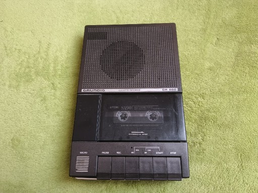 Zdjęcie oferty: Magnetofon kasetowy Grundig Cr 550 lata 80 stan db