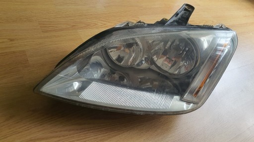 Zdjęcie oferty: Lampa reflektor Ford Focus, C Max lewa 2004-09