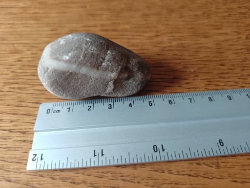 Zdjęcie oferty: Mineral górski 6 cm Kamień do dekoracji Ozdoba