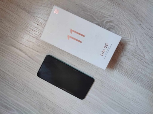 Zdjęcie oferty: Sprzedam Xiaomi mi 11 lite 
