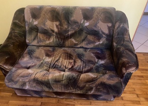 Zdjęcie oferty: Brązowa rozkładana sofa