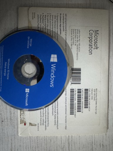 Zdjęcie oferty: System Windows 10 pudełko naklejka nawet nie ruszona 