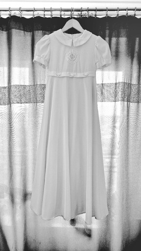 Zdjęcie oferty: Piękna alba sukienka komunia 134 cm krótki rękaw