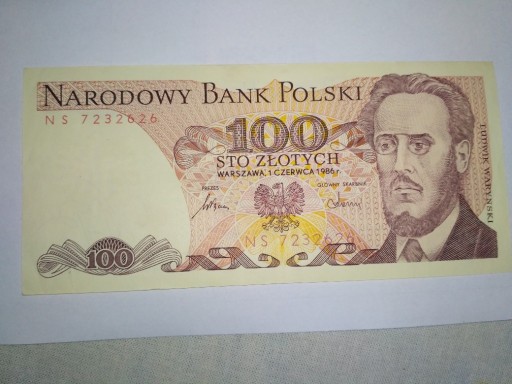 Zdjęcie oferty: Banknot 100 zł z PRL z 1986 roku seria NS7232626