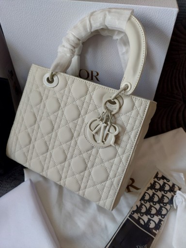 Zdjęcie oferty: Elegancka damska torebka.