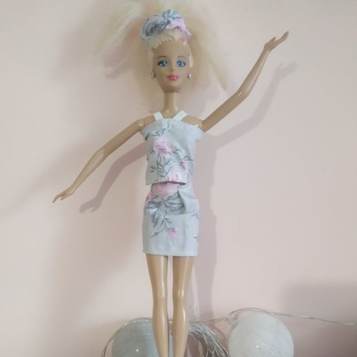Zdjęcie oferty: Zestaw ubranek dla lalek Barbie na lato.