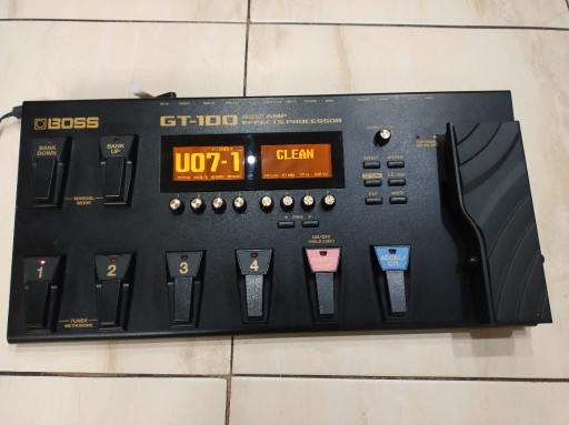 Zdjęcie oferty: BOSS GT-100 STAN IDEALNY