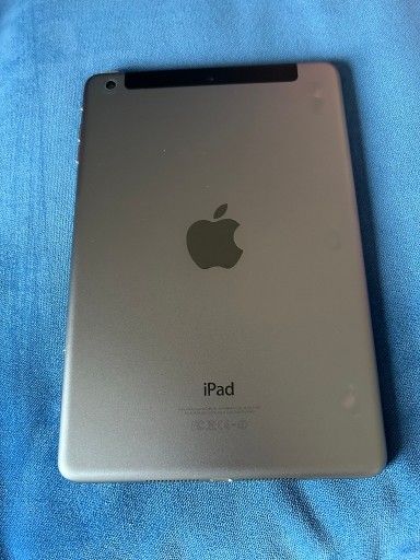 Zdjęcie oferty: Tablet Apple iPad Mini A1490 1 GB / 128 GB szary
