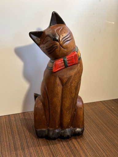 Zdjęcie oferty: Duży stary drewniany kot figurka z drewna 