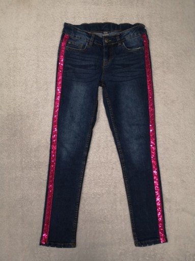 Zdjęcie oferty: Granatowe spodnie jeansowe jeansy w cekiny YFK 146