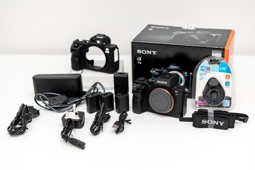 Zdjęcie oferty: Sony A7II pełnoklatkowy bezlusterkowiec ILCE-7M2