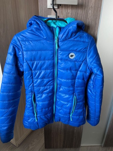 Zdjęcie oferty: NOWA kurtka pikowana 4F, zimowo-przejściowa, r. XS