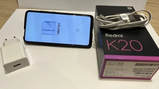 Zdjęcie oferty: Redmi K20, 9T, Snapdragon , 6gb ram, Amoled.