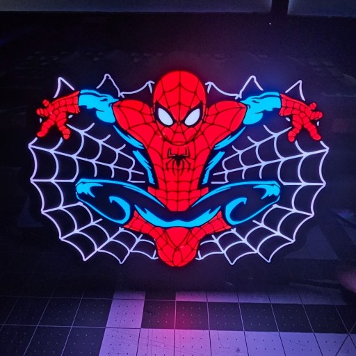 Zdjęcie oferty: Spiderman Lightbox LED - Dekoracja pokoju fana!