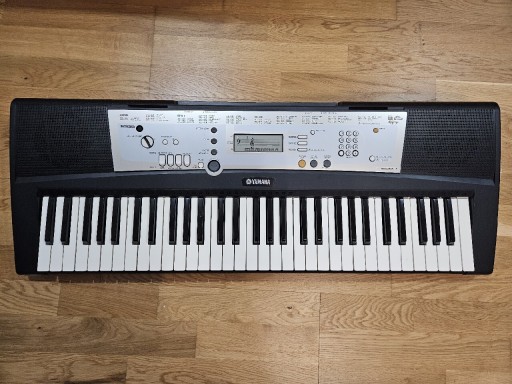 Zdjęcie oferty: Keyboard Yamaha PSR E203 jak Nowy