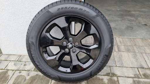 Zdjęcie oferty: Nowe kola Land Rover Defender 255/60 R20 Zima