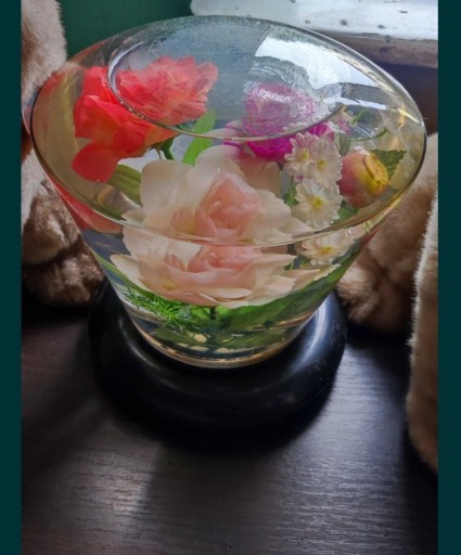 Zdjęcie oferty: Szklana kula z kwiatami