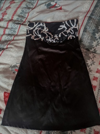 Zdjęcie oferty: Sukienka koktajlowa czarna na imprezę 40 