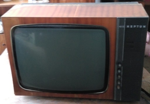 Zdjęcie oferty: Telewizor czarnobiały Neptun 411 z lat 70-tych