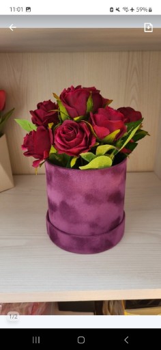 Zdjęcie oferty: flower box flowerbox róże bordowe ozdoba dekoracja