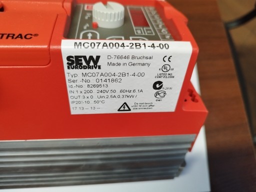 Zdjęcie oferty: Falownik SEW MC07A004-2B1-4-00