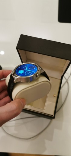 Zdjęcie oferty: Huawei watch jak nowy na prezent z sys Android 