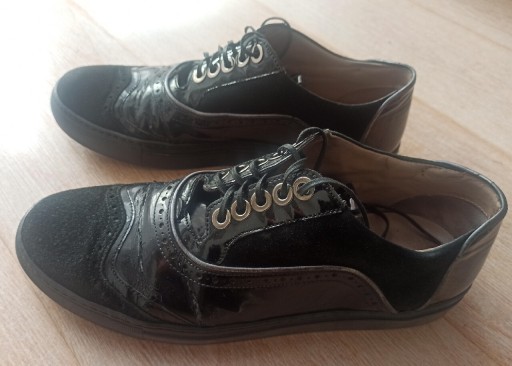 Zdjęcie oferty: Buty męskie Pollini 41