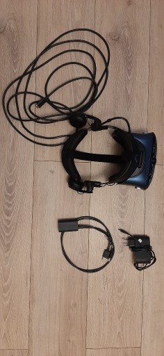 Zdjęcie oferty: Gogle VR HTC Vive Cosmos + adapter