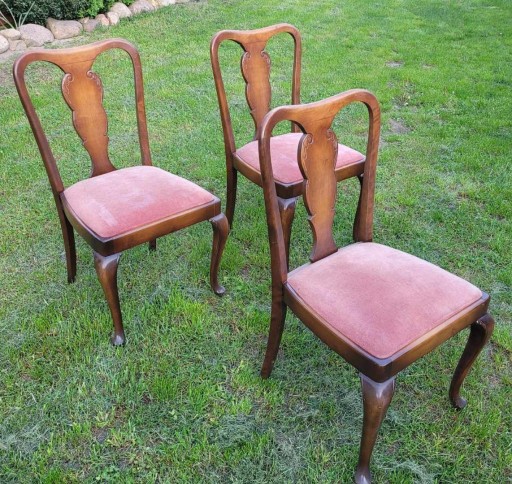 Zdjęcie oferty: Komplet krzeseł drewnianych - 6 szt.