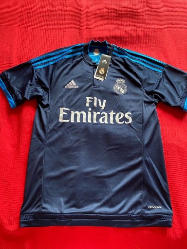 Zdjęcie oferty: Koszulka Real Madryt 2015-16 rozm S trzecia