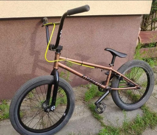 Zdjęcie oferty: Bmx fitbikeco i ochraniacze opis!!!