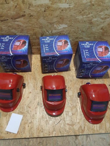 Zdjęcie oferty: MASKA SPAWALNICZA PRZYŁBICA SAMOŚCIEMNIAJĄCA 
