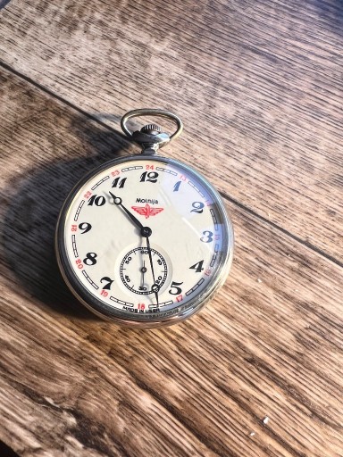 Zdjęcie oferty: Zegarek kieszonkowy Molnia 