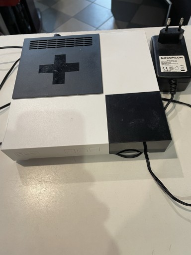 Zdjęcie oferty: Cyfrowy odbiornik satelitarny Sagemcom DSIW74