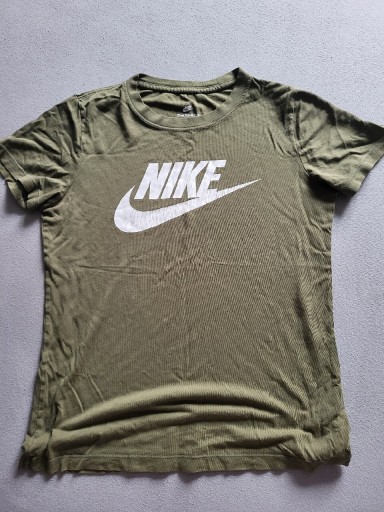 Zdjęcie oferty: Koszulka chłopięca Nike