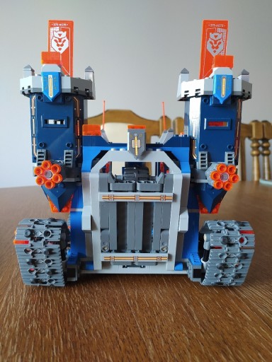 Zdjęcie oferty: Lego Nexo Knighst Fort