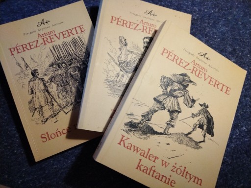 Zdjęcie oferty: Perez-Reverte, 3 x Przygody kapitana Alatriste