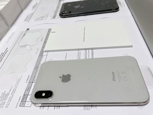 Zdjęcie oferty: Iphone XS 64GB srebrny prawie NOWY GWARANCJA