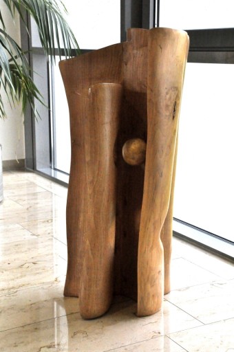 Zdjęcie oferty: Rzeźba z drewna olchowego " Ptaki i gniazda"