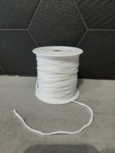 Zdjęcie oferty: Biała guma okrągła puchata do maseczek 2,5 mm 100m