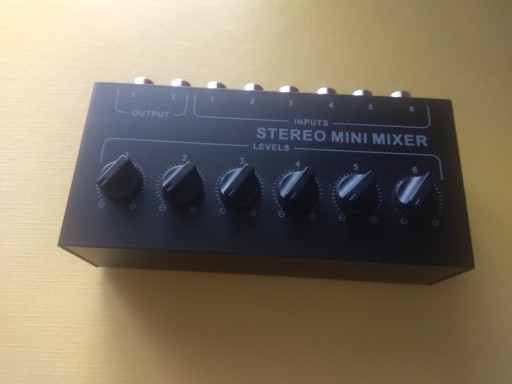 Zdjęcie oferty: mixer dźwięku audio stereo, 6 wejść, 2 wyjścia