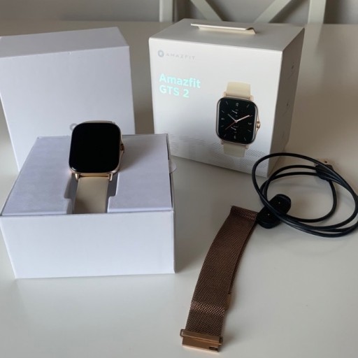 Zdjęcie oferty: Zegarek Amazfit GTS 2 złoty + dodatkowy pasek