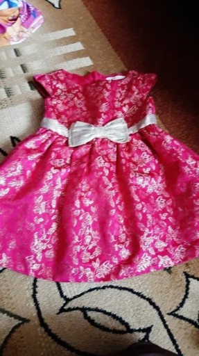 Zdjęcie oferty: Różowa sukienka, złote ornamenty, wizytowa roz. 98
