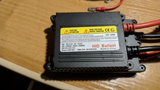 Zdjęcie oferty: Xenony H1  Balast +Adaptery do Bmw E39 