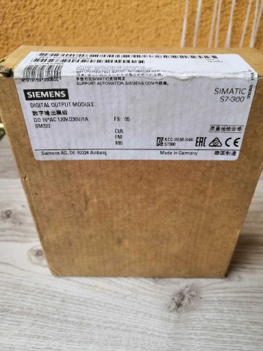 Zdjęcie oferty: moduł rozszerzeń wyjść binarnych Siemens 6ES7  322-1FH00-0AA0