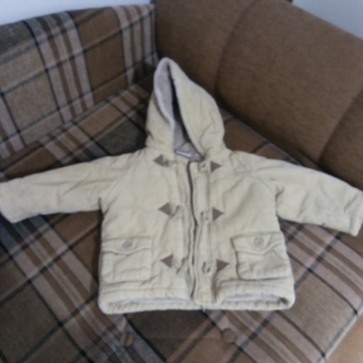 Zdjęcie oferty: Ciepła kurtka zimowa, wiek - +9 miesiecy